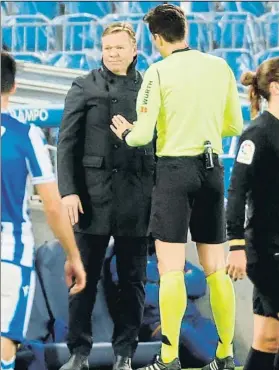  ?? FOTO: EFE ?? Munuera advierte a Koeman El técnico había protestado airadament­e