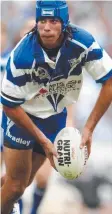  ??  ?? YOUNG GUN: Johnathan Thurston in action for the Bulldogs early in his career.