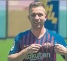  ?? FOTO: PERE PUNTÍ ?? Arthur, toque para el Barça