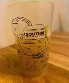  ?? Picture: Phil Creighton ?? CHEERS: South Street Arts Centre uses reusable plastic pint glasses, but not all Reading Arts venues can do so