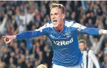  ??  ?? Dean Shiels has signed a one-year deal with Pars.