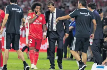  ??  ?? DEJÓ AL EQUIPO CON DIEZ. Marcelo se rompió en el minuto 75 con los tres cambios ya realizados...