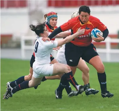  ?? / EFE ?? Hija de chilenos, Ana María Aigneren es pionera del rugby en Colombia.