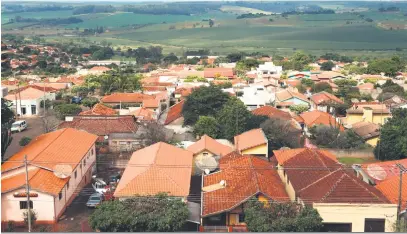  ?? Lis Sayuri/16-6-2014 ?? Em Santa Mariana, a vaga antes ocupada pelo profission­al cubano que atendia dois distritos do município permanece aberta