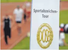  ?? FOTO: JENS WOLF ?? Der Beginn der Sportabzei­chen-Saison lässt noch auf sich warten – sobald die Sportanlag­en aber wieder geöffnet sind, wird die TSG Ehingen die Prüfungen dazu anbieten.