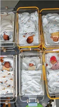  ?? Foto: Alexander Kaya ?? Pro Babystatio­n: Geht es nach den Prüfern der Regierung von Schwaben, muss der Bürgerents­cheid zur Wiedereröf­fnung wohl umgesetzt werden.