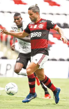  ?? ALEXANDRE VIDAL / FLAMENGO ?? O meia Diego não joga a toalha na briga pelo título brasileiro