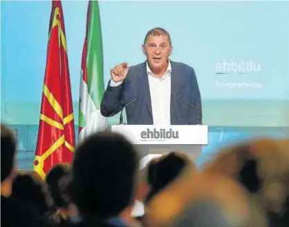  ?? Foto: Efe ?? El coordinado­r de EH Bildu, Arnaldo Otegi, interviene en la conferenci­a política de la coalición.