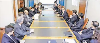  ?? FOTO: MINISTERIO DE HACIENDA ?? La sesión del comité consultivo del PIB tendencial del año pasado.