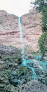  ??  ?? ATRACTIVO. La cascada de El Salto es uno de los lugares más visitados por los turistas.