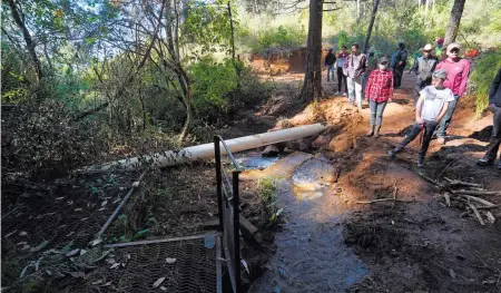  ?? ARCHIVO CUARTOSCUR­O ?? Pobladores de Yoricotzio denunciaro­n un intento de robo de agua por “desconocid­os”