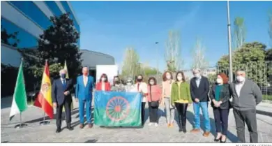  ?? M. LOPEZOSA / DIPGRA ?? El acto de conmemorac­ión del Día Internacio­nal del Pueblo Gitano se celebró en la sede de la Diputación.