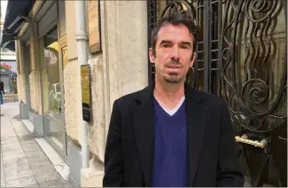  ??  ?? Sébastien Roy ne peut voir son enfant que de manière sporadique en Ouzbékista­n, à  km de Bonson. Il vient de déposer plainte avec constituti­on de partie civile à Nice.