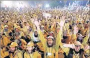  ?? REUTERS ?? ■
Supporters of political party JUI-F chant slogans as they listen to speeches of leaders during the ‘Azadi March’ in Islamabad.