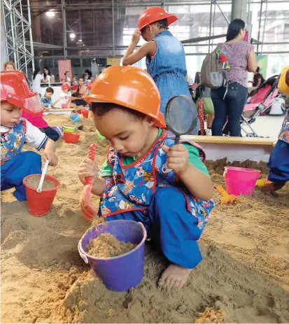  ?? FOTO ?? En el Festival Buen Comienzo “Mundo de Colores”, los niños podrán acceder a 17 atraccione­s centrales.