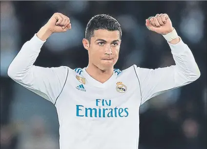  ?? FOTO: AP ?? Cristiano Ronaldo ha logrado un nuevo ‘gol’ Parece haber convencido a Florentino Pérez de que le aumente la ficha