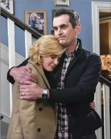  ?? BONNIE OSBORNE/ABC VIA AP ?? This image released by ABC shows Julie Bowen, left, and Ty Burrell in a scene from the series finale of “Modern Family. The popular comedy series ends its 11-season run with a two-hour finale on Wednesday.