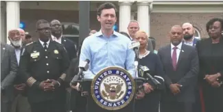  ?? HENRY COUNTY GOVERNMENT/TNS ?? U.S. Sen. Jon Ossoff announces 25 of his Senate colleagues have signed on to his HELPER ACT on Monday at the north precinct of the Henry County Police Department in McDonough, Ga.