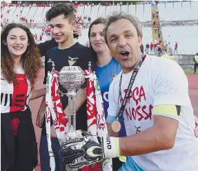  ??  ?? Em maio, Quim festejou a conquista da Taça de Portugal pelo Aves