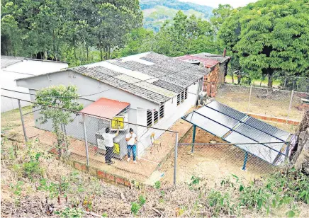  ?? /Fotos cortesía ?? En la vereda San Miguel en Sardinata, se llevó a cabo el proyecto de energía fotovoltai­ca.