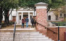  ?? ANDREWSPEA­R/THE NEWYORK TIMES ?? OhioWesley­an University in Delaware, Ohio, is eliminatin­g 18majors to help close a budget gap. By one estimate, the pandemic has cost colleges at least $120 billion.