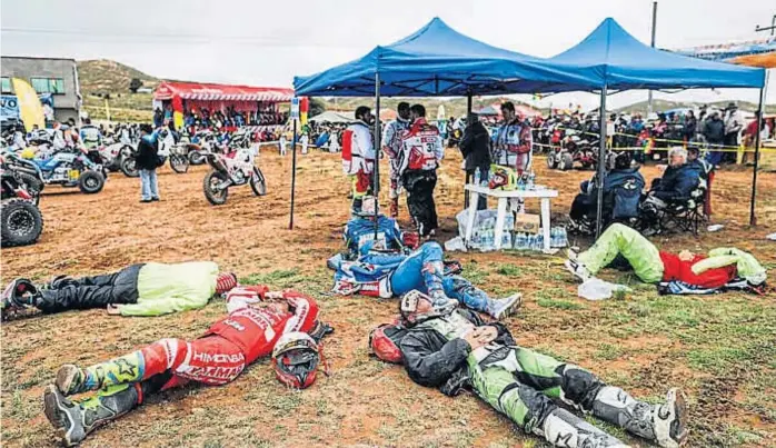  ?? (DAKAR.COM) ?? Un poco de descanso. Ayer, en La Paz, fue tiempo de relax en el Dakar. Hoy, la carrera más larga del mundo seguirá su camino hacia Uyuni en tierras bolivianas.