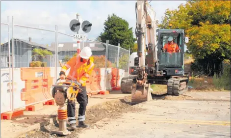  ?? PHOTO/DAVE MURDOCH ?? Council has commenced enabling works to install a water pipeline from the Dannevirke Railway Station 2km north along the rail corridor. This pipeline will enable the delivery of Kiwirail tankers filled with water from Palmerston North. The pipeline was being buried in Ruahine Street on Monday.