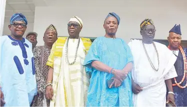  ?? ?? Members of Olubadan in Council at the residence of Olubadan-designate, Oba Owolabi Olakulehin, at Alalubosa GRA, Ibadan, on Friday.