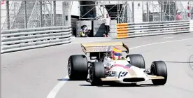  ?? De México Foto cortesía del GP ?? ▲ El piloto tricolor se retiró por fallas mecánicas en el BRM, el emblemátic­o auto que perteneció a Rodríguez.