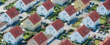  ?? Foto: Ulrich Wagner ?? Wohnen ist in Bayern teuer geworden. Ein Experte warnt vor einer Wohnungsno­t bei künftigen Rentnern.