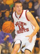  ?? SUN-TIMES PHOTO ?? Colin Wehman (shown during a game in 2005) has returned to Maine South as its head coach. His grandfathe­r also coached at the school.