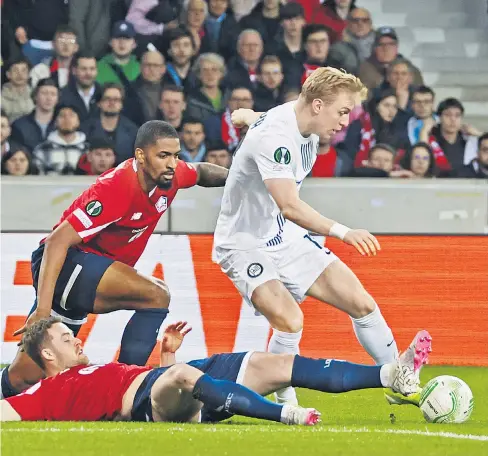  ?? ?? Der von Arsenal ausgeliehe­ne Däne Mika Miles Biereth erzielte gegen Lille den Ausgleich für Sturm.