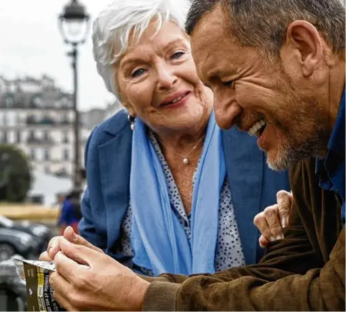  ?? JEAN-CLAUDE LOTHER ?? Line Renaud and Dany Boon in “Driving Madeleine.”