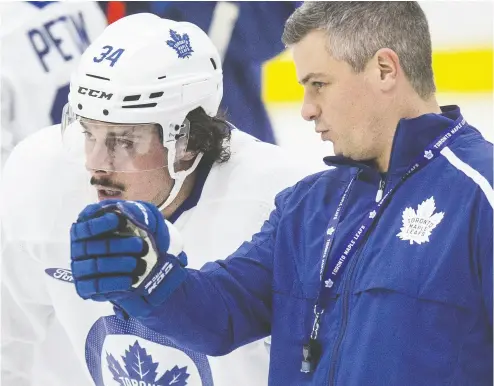  ?? Craig Robertson / Toronto Sun / Postmedia Netwo rk files ?? Auston Matthews and coach Sheldon Keefe are on the same page about giving the centre a few turns penalty killing.