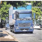  ?? FOTO: STEPHAN KÖHLEN ?? Schon heute rollt jede Menge Verkehr über die Martin Luther Straße.