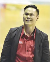  ??  ?? MAHINDRA ENFORCERS DEPUTY COACH Chris Gavina has steered his team to a 5-2 record to date in the PBA Governors’ Cup.