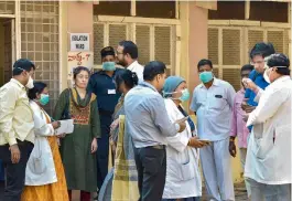  ??  ?? A Central team visits the Special Isolation Ward set up to provide treatment in case of coronaviru­s infection at the Fever Hospital, in Hyderabad, on Tuesday.