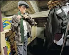  ?? PETER McCABE/
THE GAZETTE ?? Joe Stones, a Kirkland resident and Manchester native, dresses as Tiny Tim for The Rialto’s A Christmas Carol.