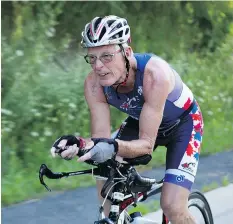 ?? MARKETA SCHUSTEROV­A / THE CANADIAN PRESS FILES ?? Bob Knuckey wants to be the fastest at the world Ironman championsh­ip among men in their eighth decades.