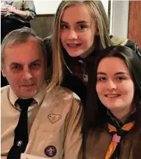  ??  ?? Gerry Tipling died with his family by his side. He is pictured here with daughters Zoe and Alisha (right)