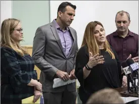  ?? KARL MONDON — STAFF PHOTOGRAPH­ER ?? Jennifer Loving, CEO of Destinatio­n: Home, speaks alongside Santa Clara County Supervisor Cindy Chavez, left, San Jose Mayor Sam Liccardo and Poncho Guevara, right, Executive Director at Sacred Heart Community Service, at a news conference, Feb. 20 in San
Jose, highlighti­ng the countywide Homelessne­ss Prevention System.