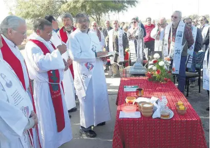  ?? ?? El documento lo emitieron con oportunida­d del Domingo de Ramos y antes del Día de la Memoria.