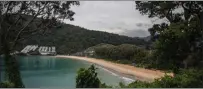  ?? Photo by Taylor Weidman – Bloomberg ?? A deserted beach in Phuket, Thailand, on Dec. 20, 2020.