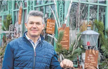  ?? FOTO: RALF LIENERT ?? Jürgen Lingg wünscht sich, dass das gemeinsame Singen an Heiligaben­d den Menschen ans Herz geht.