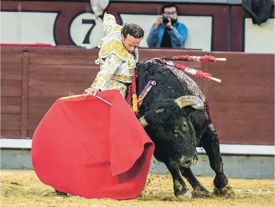  ?? PLAZA 1 ?? Antonio Ferrera cortó la primera oreja del año en Las Ventas