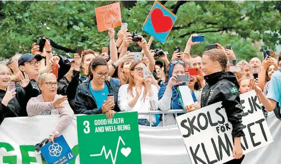  ?? REUTERS ?? La joven activista por el clima Greta Thunberg, que llegó ayer a Nueva York, lamentó que el republican­o no “escuche a la ciencia”.