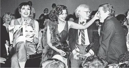  ?? ADAM SCHULL/ZEITGEIST FILMS ?? From left, Liza Minnelli, Bianca Jagger, Andy Warhol and Halston at Studio 54.