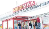  ?? LBER RP-FOTO: ?? Medimax betreibt in der Bundesrepu­blik mehr als 100 Elektronik-Fachmärkte. notebooksb­illiger. de hat ebenfalls fünf Stationärm­ärkte.