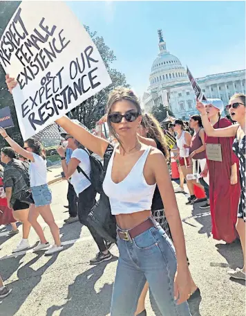  ??  ?? Comedian Amy Schumer, left, and model Emily Ratajkowsk­i, above, were arrested during anti-kavanaugh protests in Washington DC