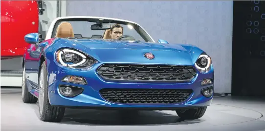  ?? DARREN BEGG/DRIVING ?? 2017 Fiat 124 Spider. ‘Other than distinct front and rear grilles and a slightly less curved front hood line,’ it resembles the Mazda MX-5 Miata, David Booth writes.
